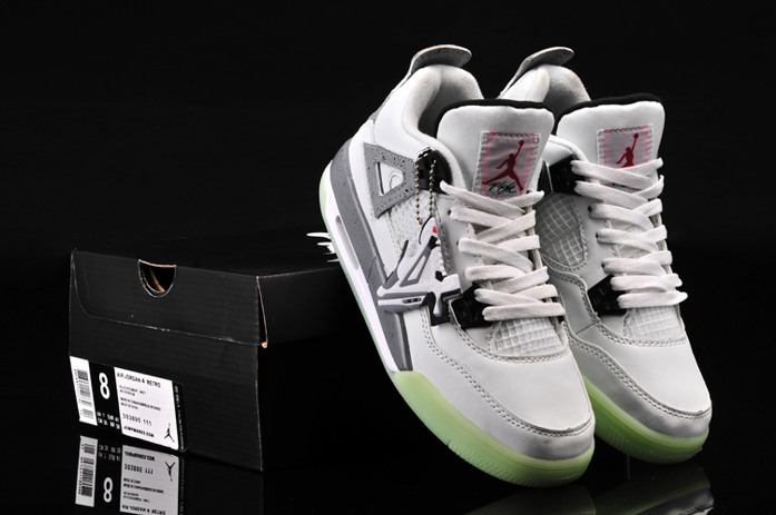 Nike Air Jordan IV 4 rougeoyant retro Femmes chaussures en vente blanc gris (3)